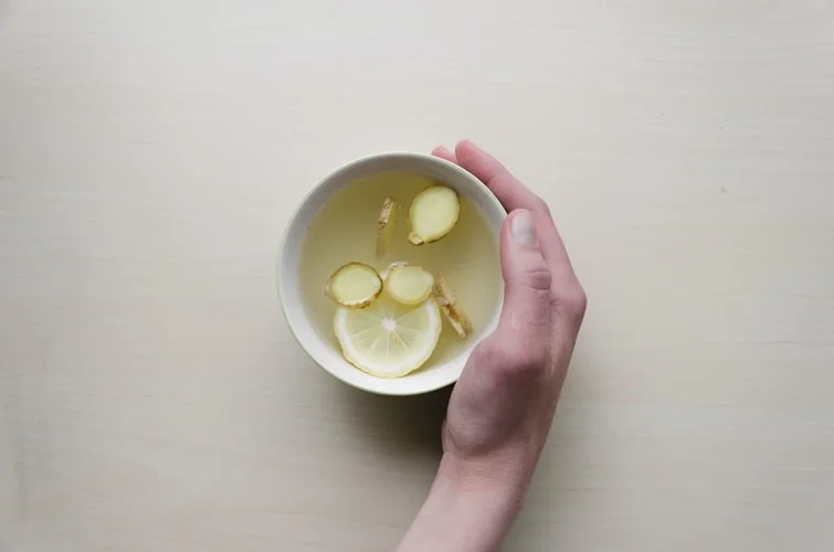 chá de gengibre